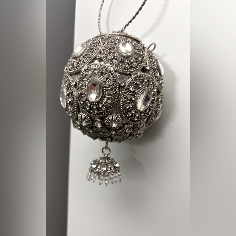 Elegant Silver party purse